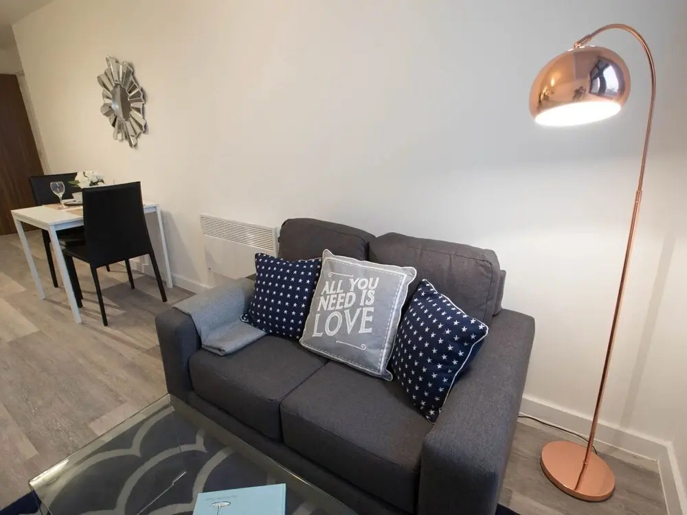 Alluring 1-Bedroom Apartment For Couples In Liverpool