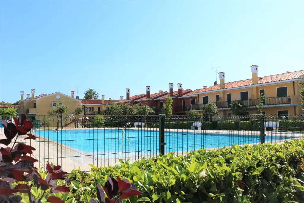 Wonderful Village - Big Duplex With Private Garden and Parking