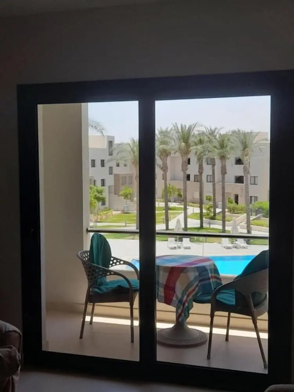 Chill at Salty Life, Pool & Balcony, Azha, Sokhna