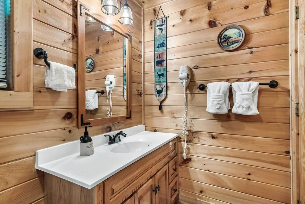 'bear Mountain Chalet' in Sevierville w/ Hot Tub