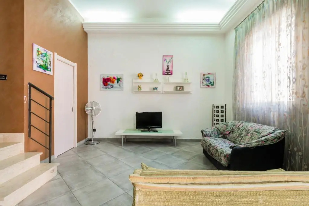 Lilla's house near the beach, parking & wifi