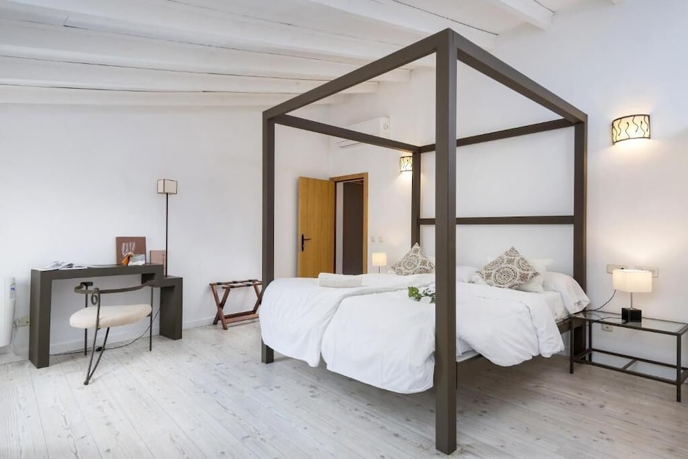 Hotel Moscari by CheelHotels