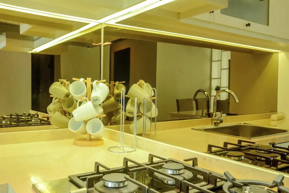 2 Bedrooms at Gallery West Apartment By Travelio