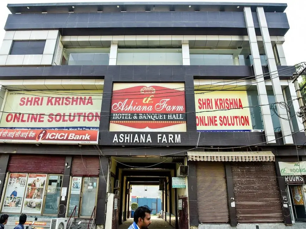 Hotel Ashiana Farm By OYO Rooms