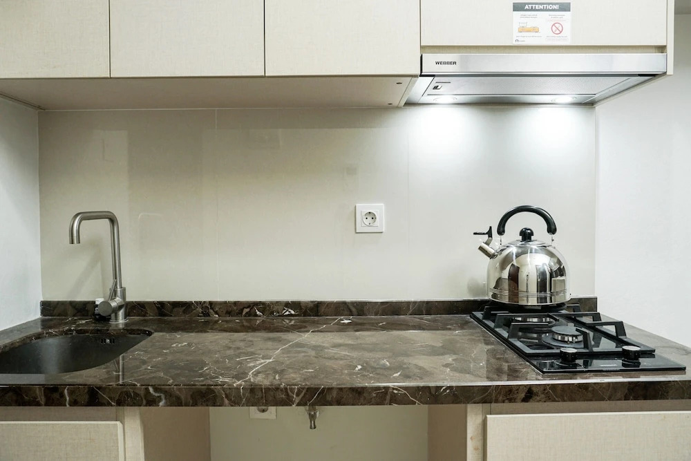 Best Price Studio @ Puri Mansion Apartment