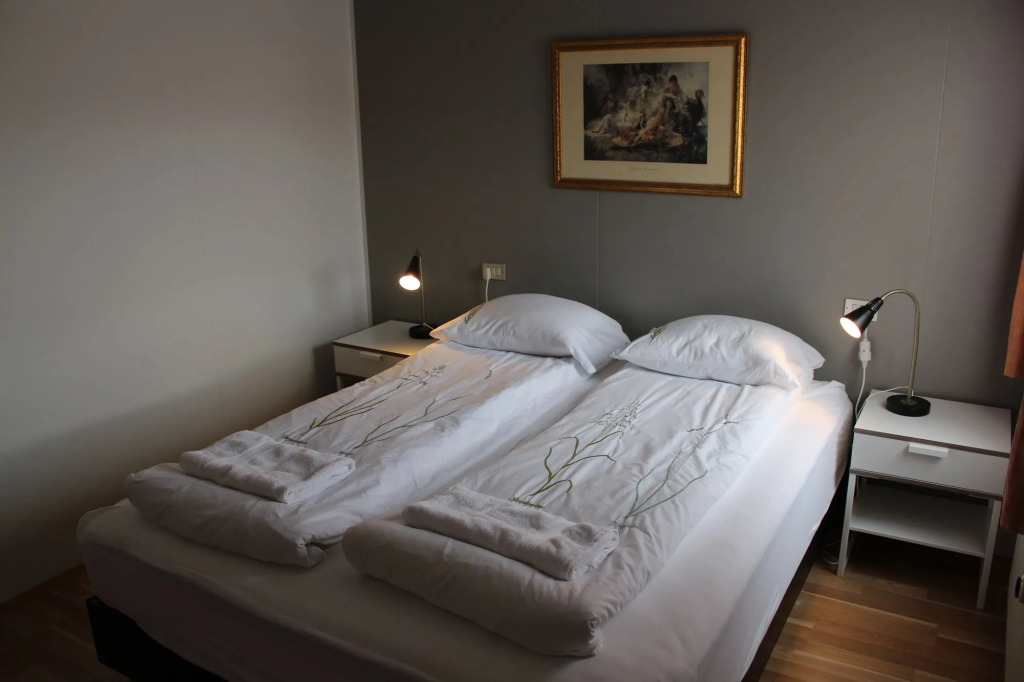 Lónsá Guesthouse