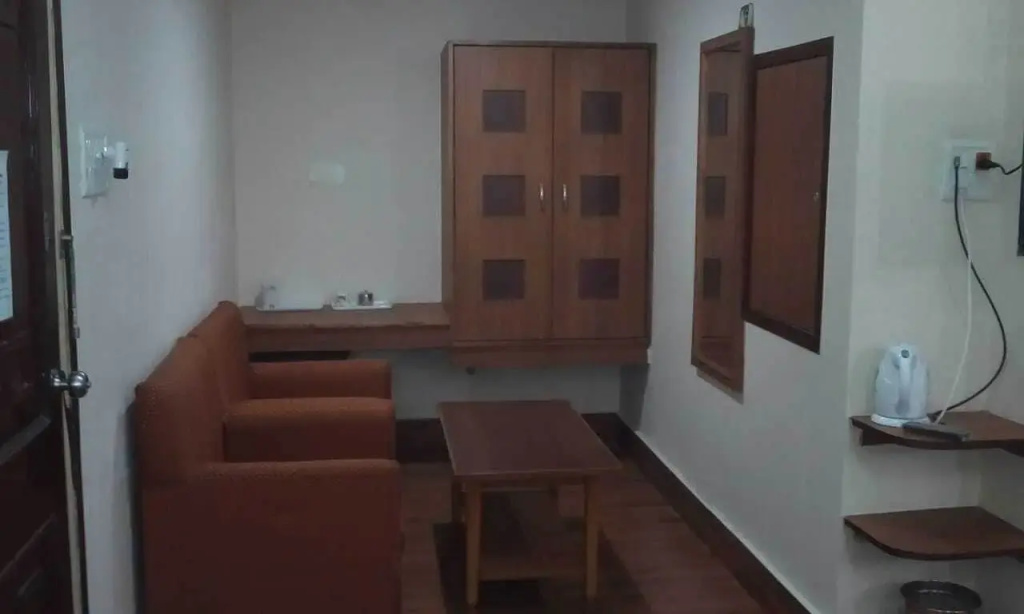 Hotel Ambarish
