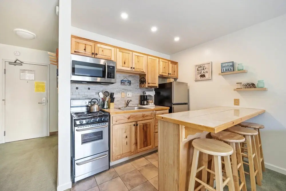 223 Bldg B Condo