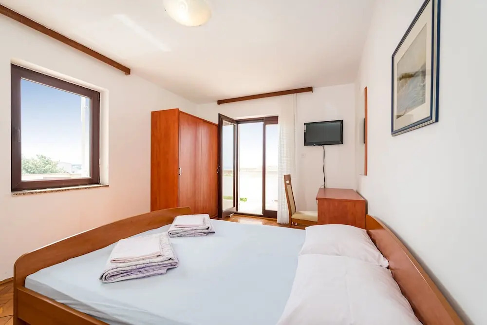 Apartment Ljubica With Nice Garden 3