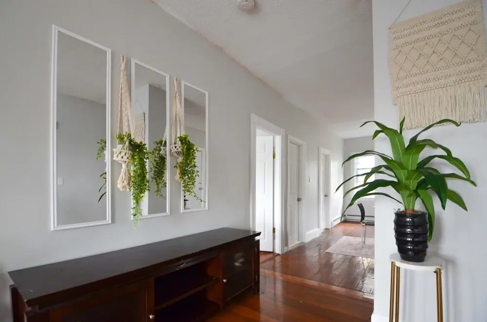Modern2Bd Apartment