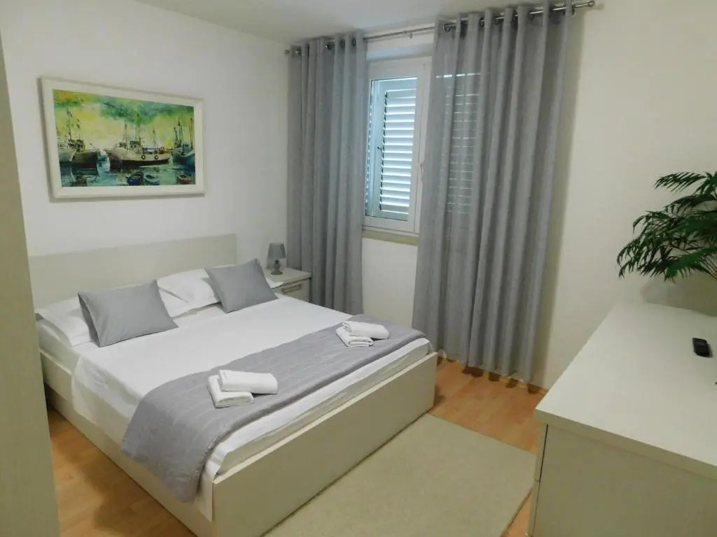 Apartment Doni