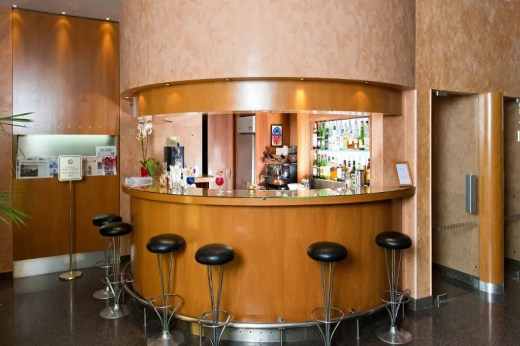 Opera Cadet Hotel