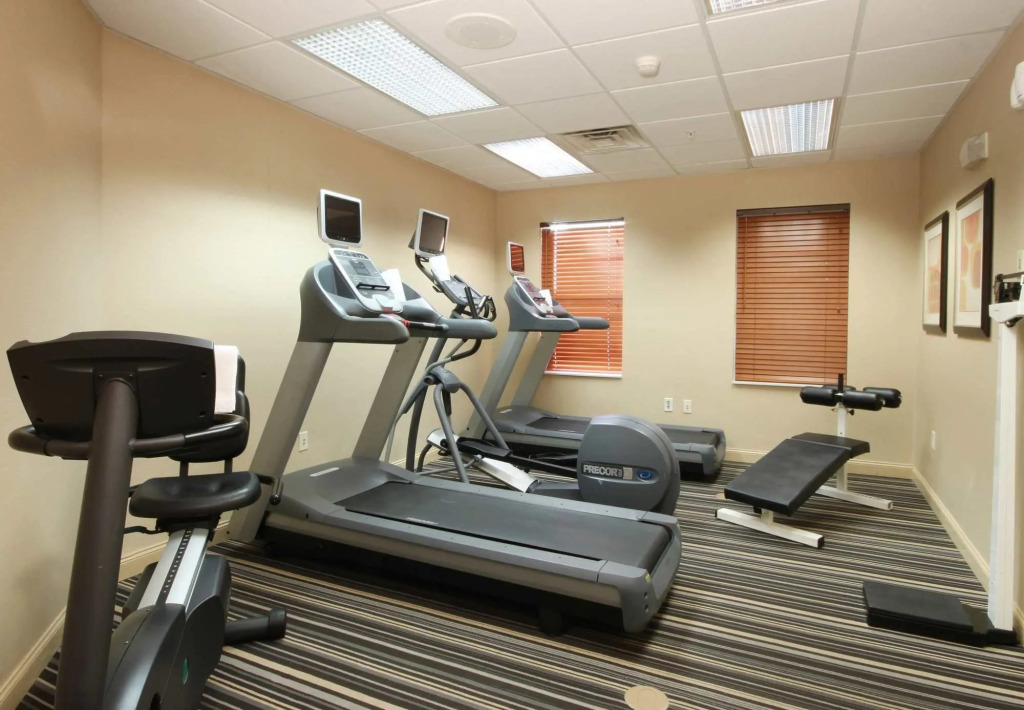 Bridgeway Suites Houston Iah North