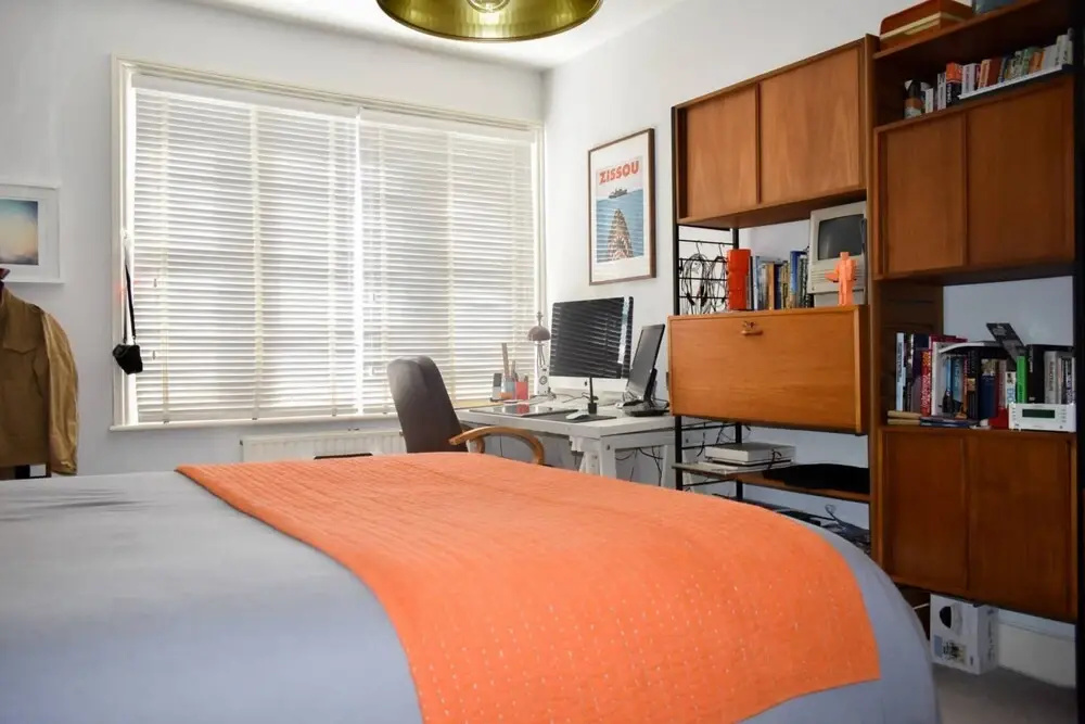 1BD Flat in Prestigious Hove Villas 5 Mins to sea