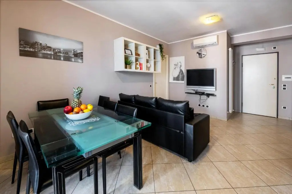 Casa Alice Vicino al Mare con Ampio Balcone