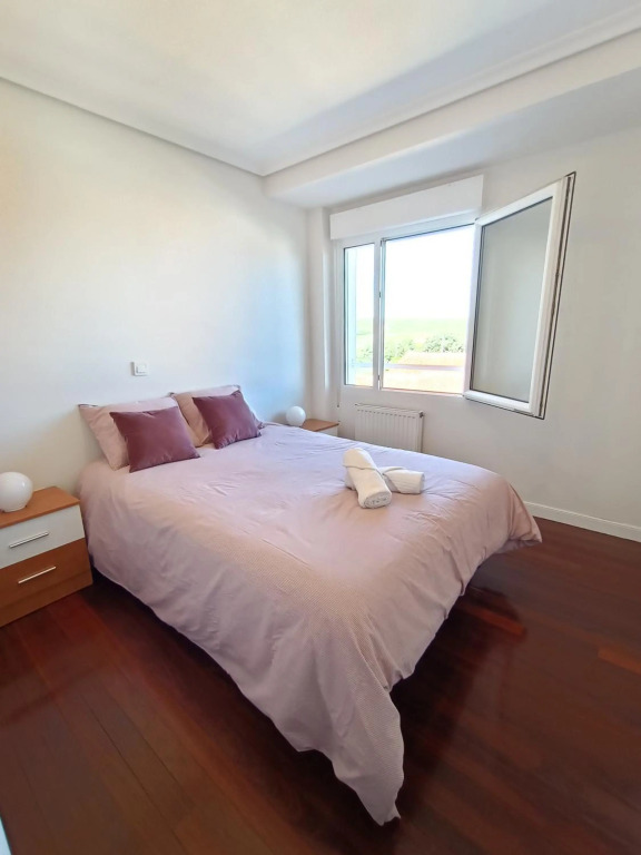 Bonito duplex cerca de la playa y de Santander