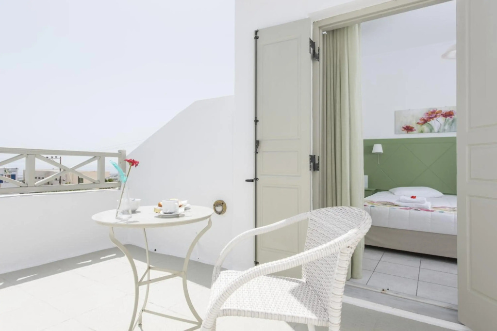 Nissos Thira