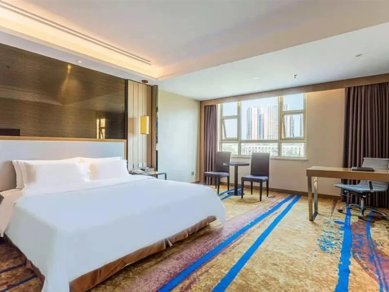 Guangchang Siji Hotel (Shenzhen Gongming Square Metro Station)