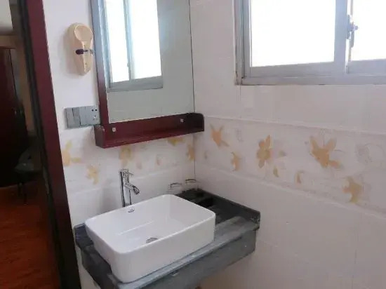 Jiangxi Province Shicheng Town Junjia Pearl Hotel