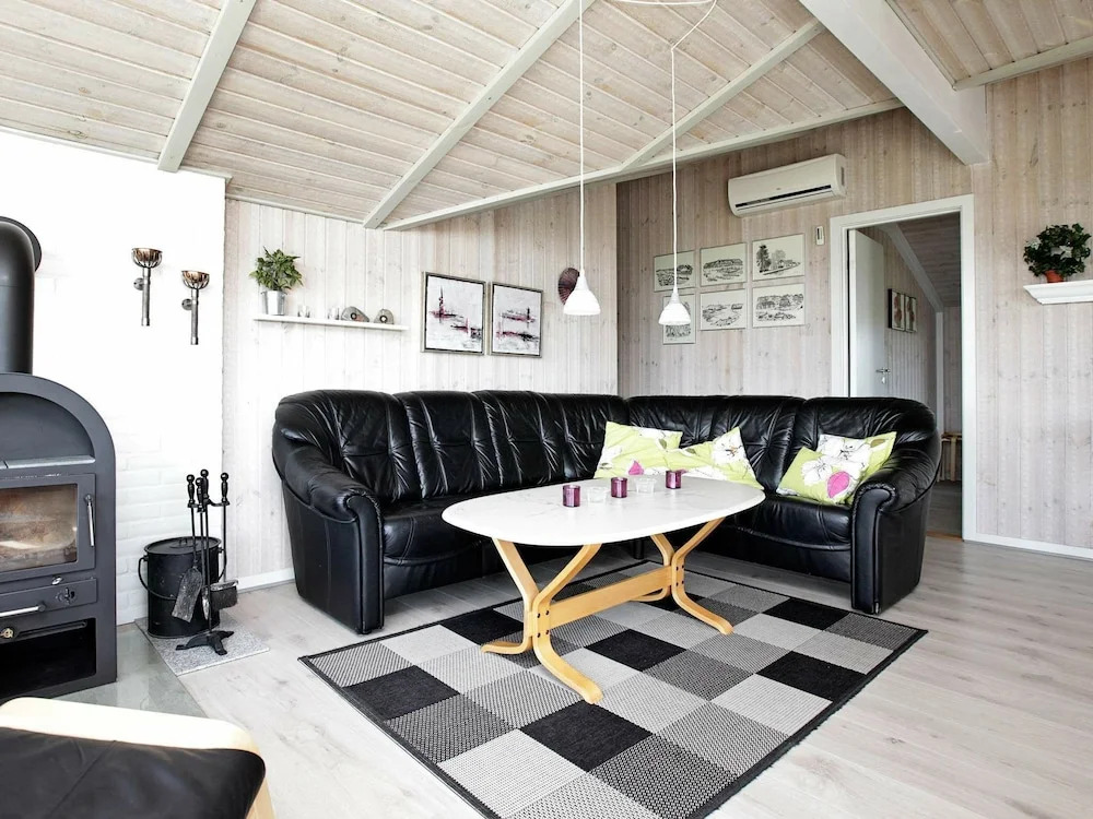 Sprawling Holiday Home at Hvide Sande With Indoor Whirlpool