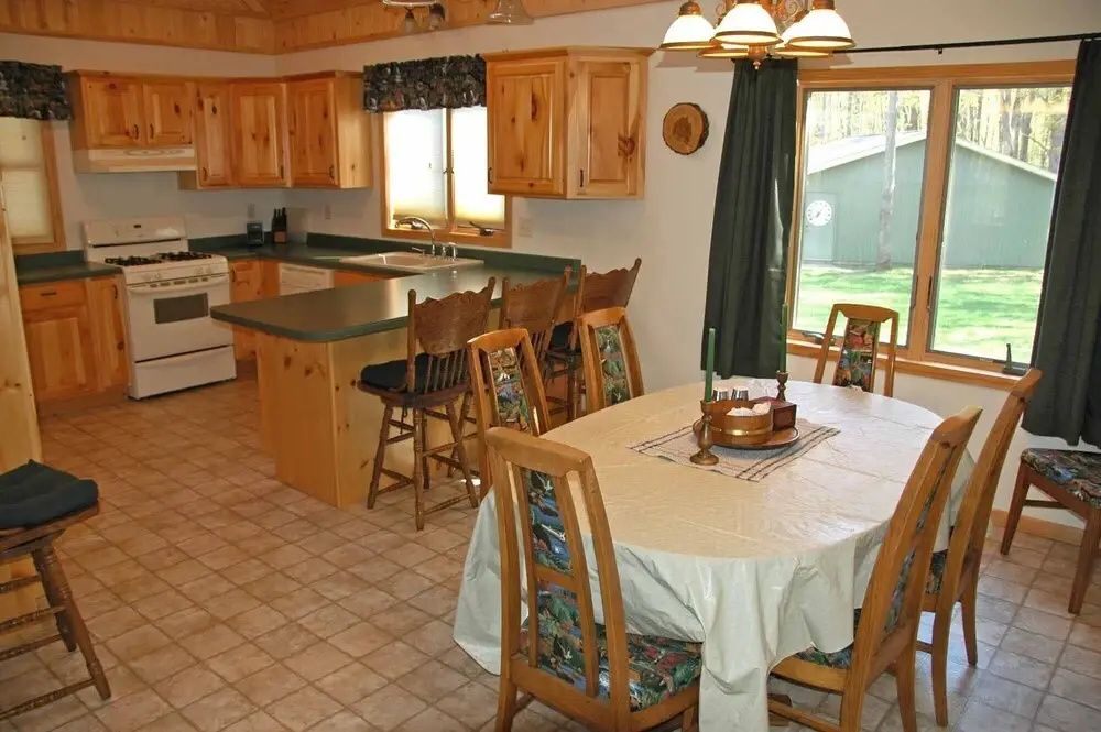 Taylor Lake Point 3 Bedrooms 3 Bathrooms Condo