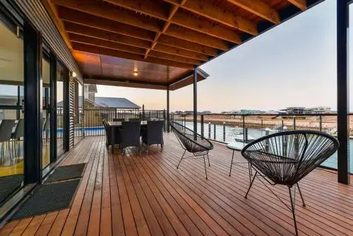 8 Kestrel Place