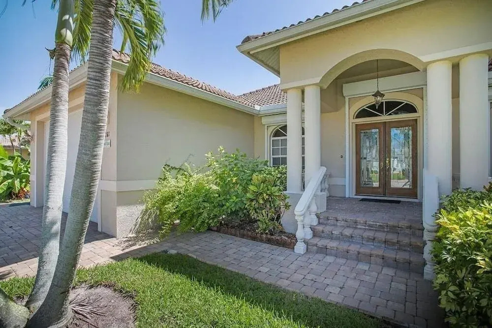 Heathwood Private Home #40529 3 Bedrooms 3 Bathrooms Home