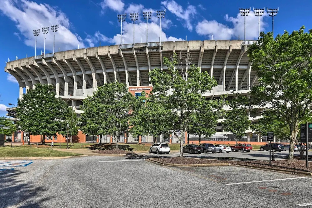 Welcoming Auburn Studio - 1 Block to Campus!