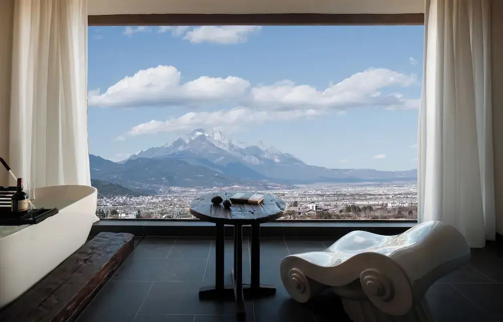 Lijiang jijian Xiangwang SOOOAN Luxury Resort Hotel