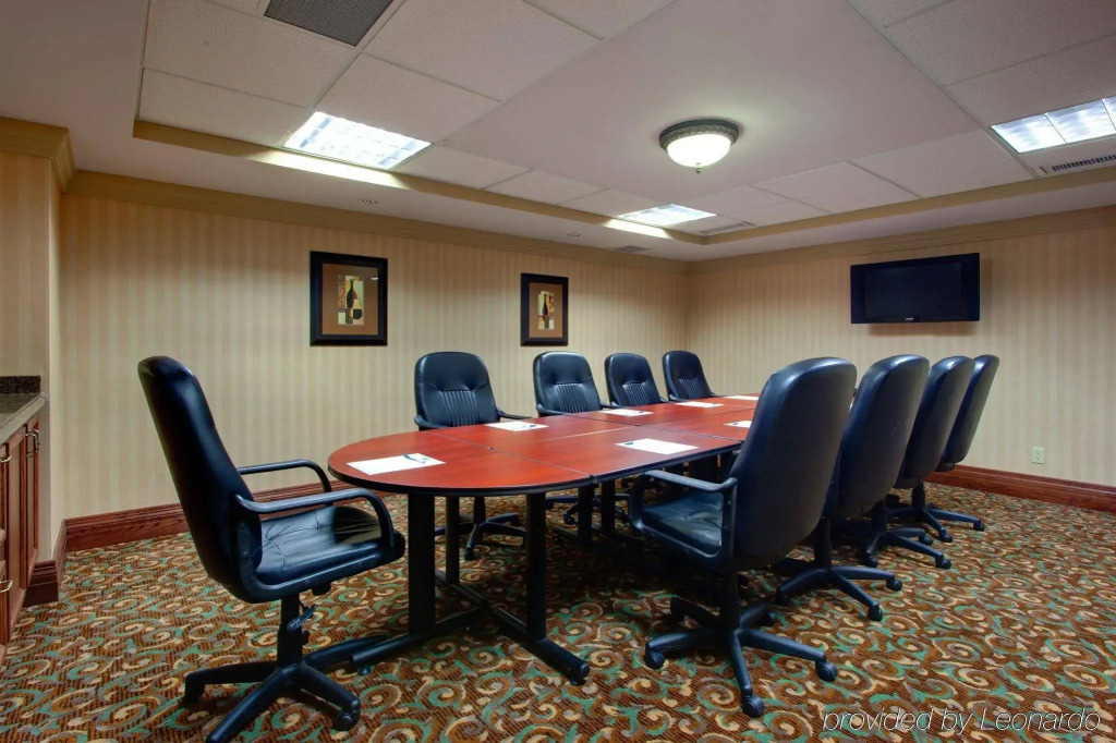 Executive Residency by Best Western Toronto-Mississauga