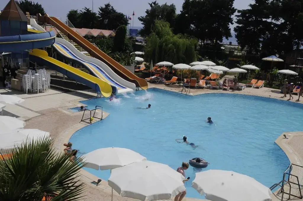 Alanya First Class Hotel