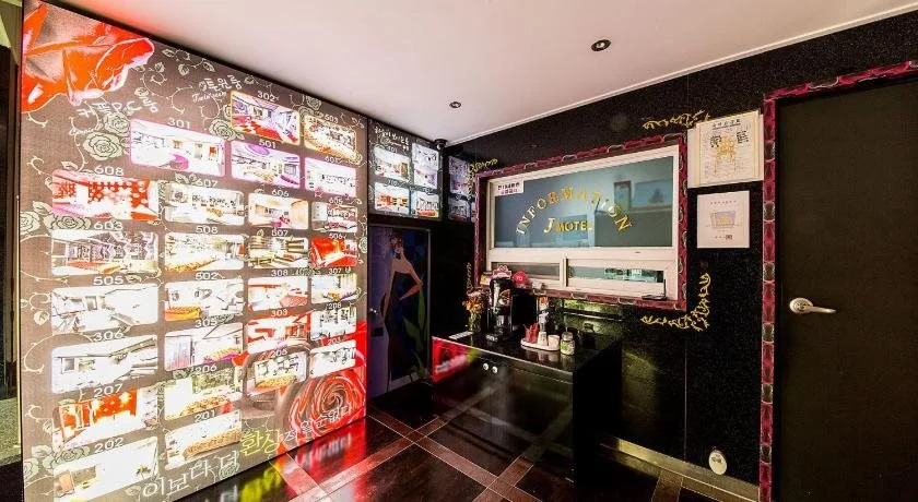 J Boutique Hotel Mg Stay