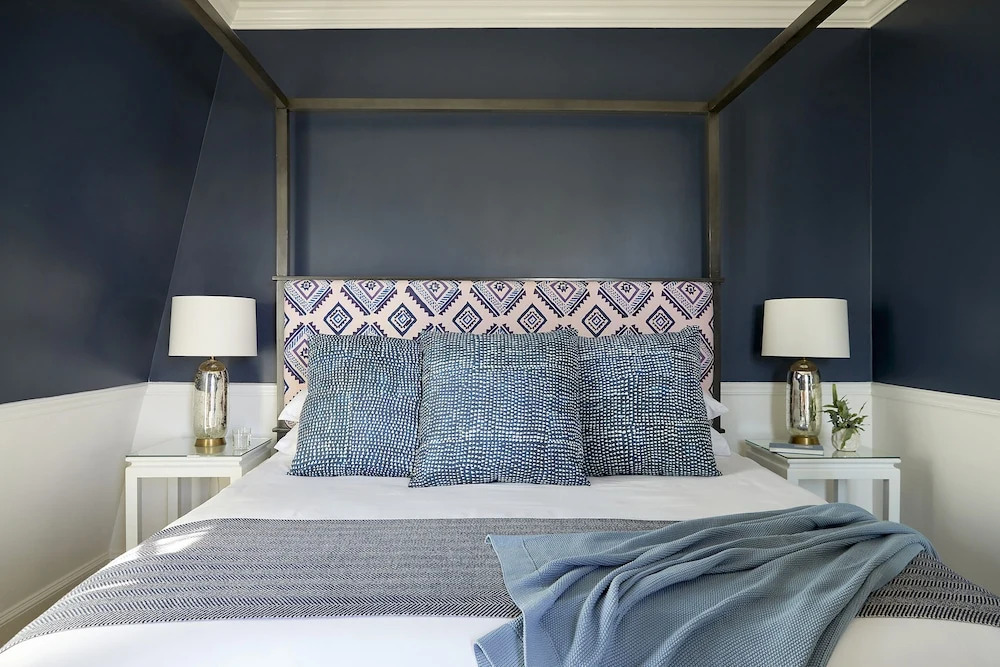 The Christopher, The Edgartown Collection