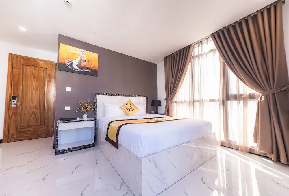 Ten Dollars Hotel