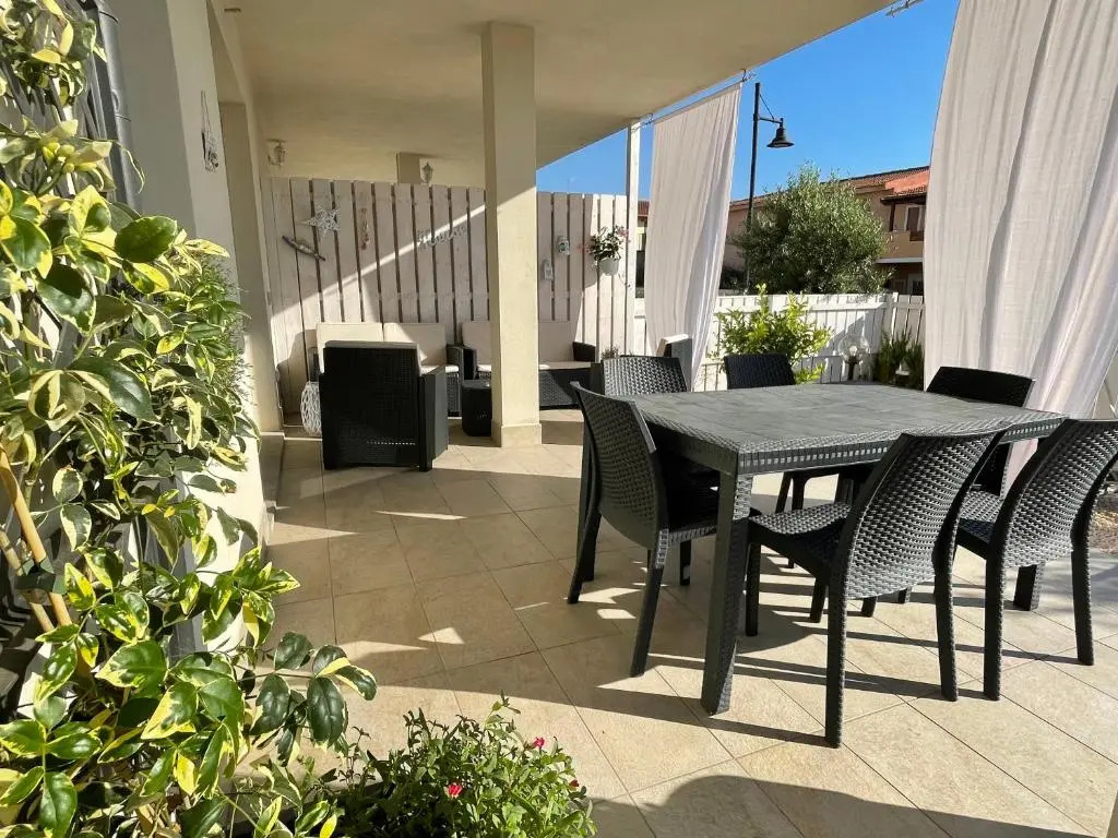 Isola Rossa Beach House