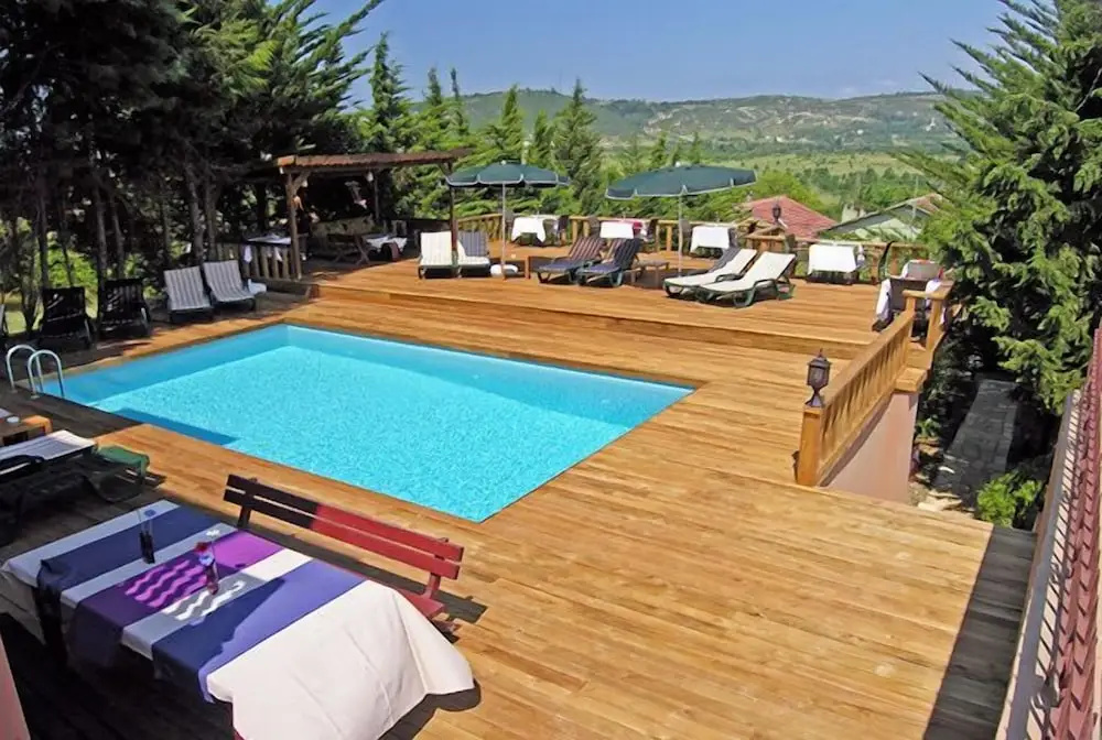 Villa Pine Garden