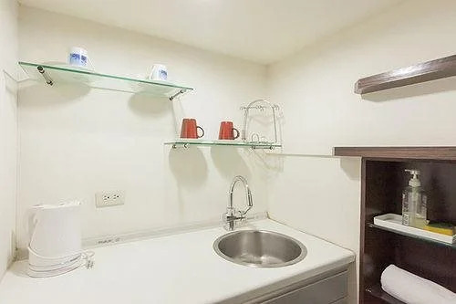 Kaohsiung near Main station - Girl House Bali style Quad room