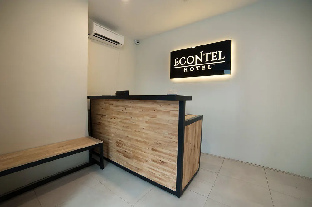 Econtel Queensbay