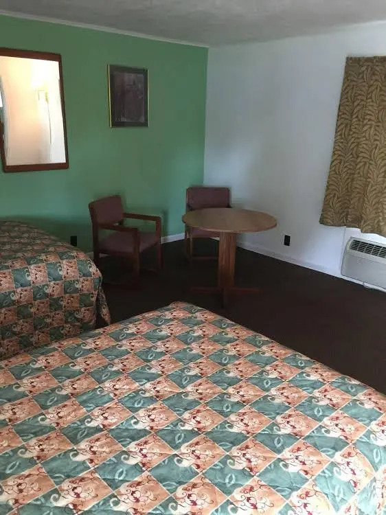 Woodridge Motel