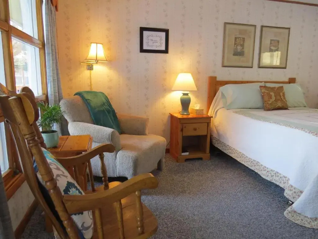 The Pines Country Inn