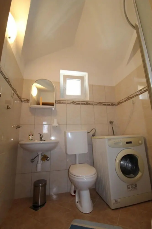 Anna - Great Location & Family Friendly - A1