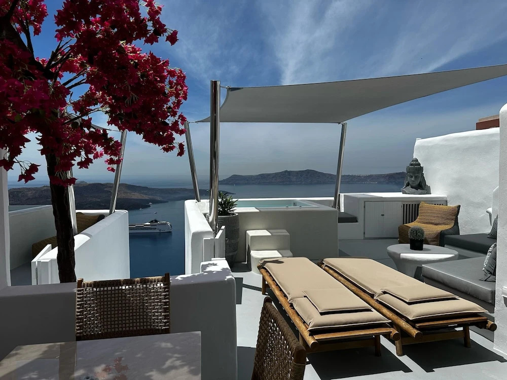 Dagaz Suites
