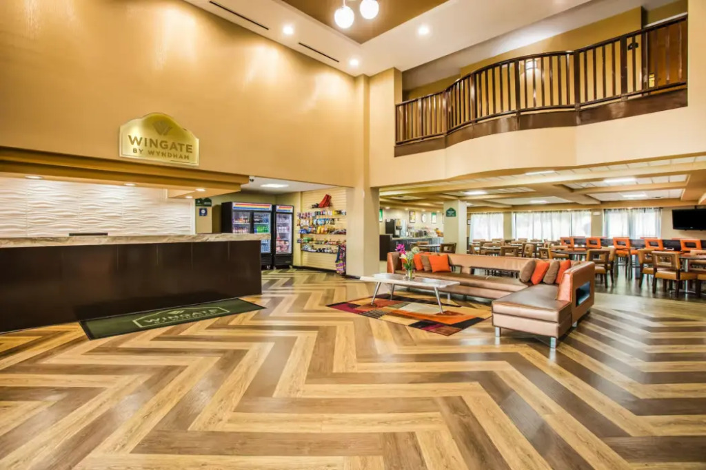 Wingate by Wyndham Marietta Conference Center Ohio
