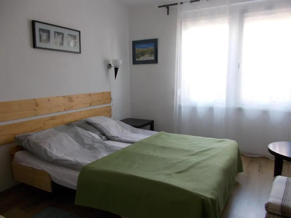 Lenart House 2