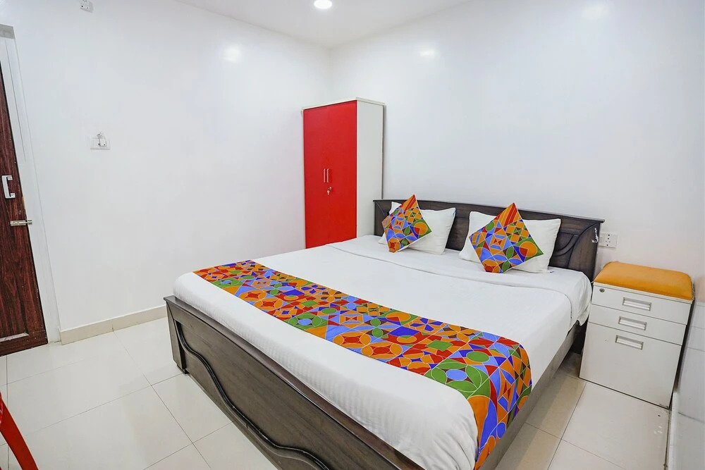 FabHotel Lloyds Inn I