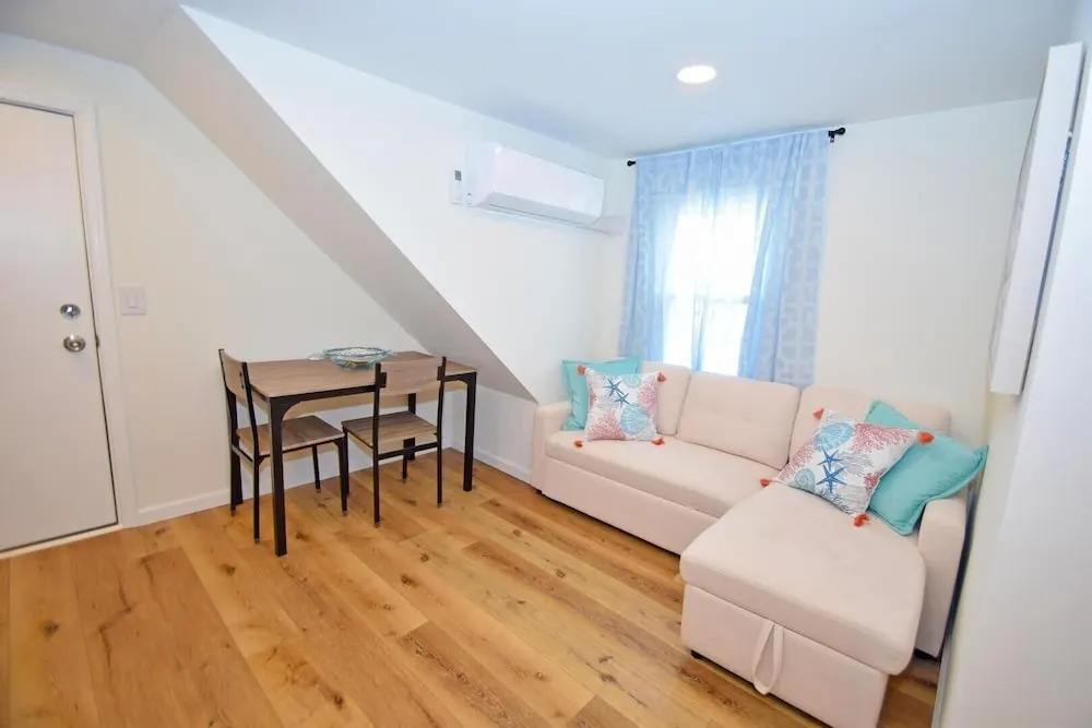 Parrot Bay-key West Cabanas 42 1 Bedroom Condo by RedAwning