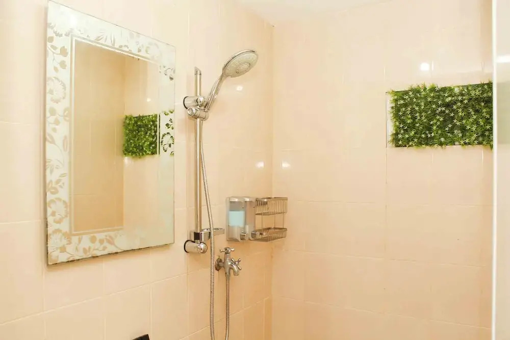 Nice And Comfort Studio At Sunter Park View Apartment