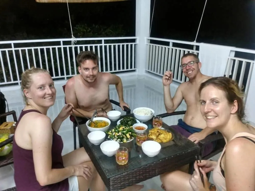 Tuyets Homestay
