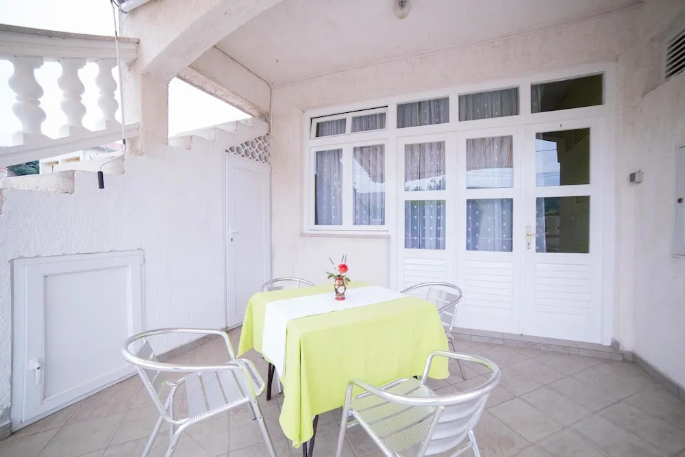 Gordana Apartments
