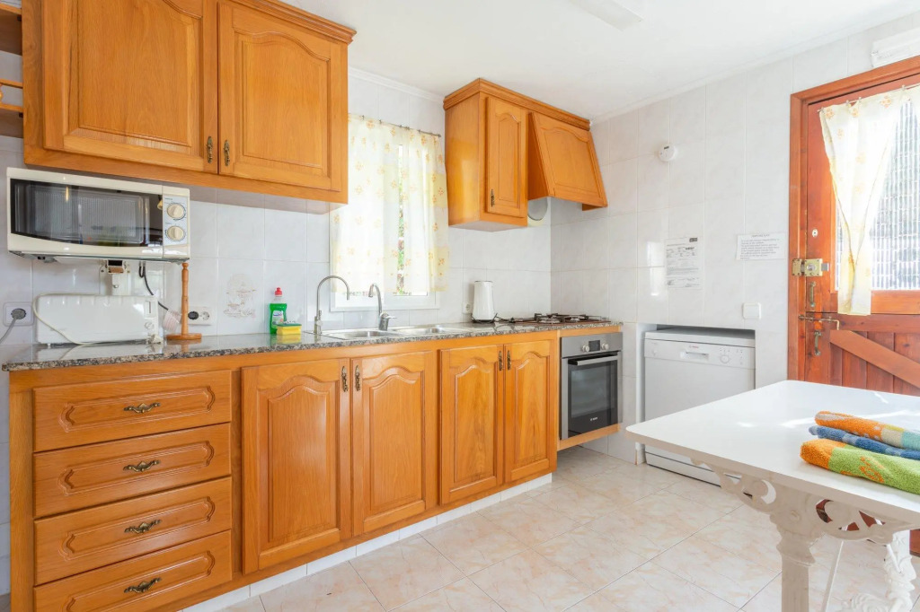 Villa Ca Nostra Large Private Pool Walk to Beach Wifi Car Not Required - 2299
